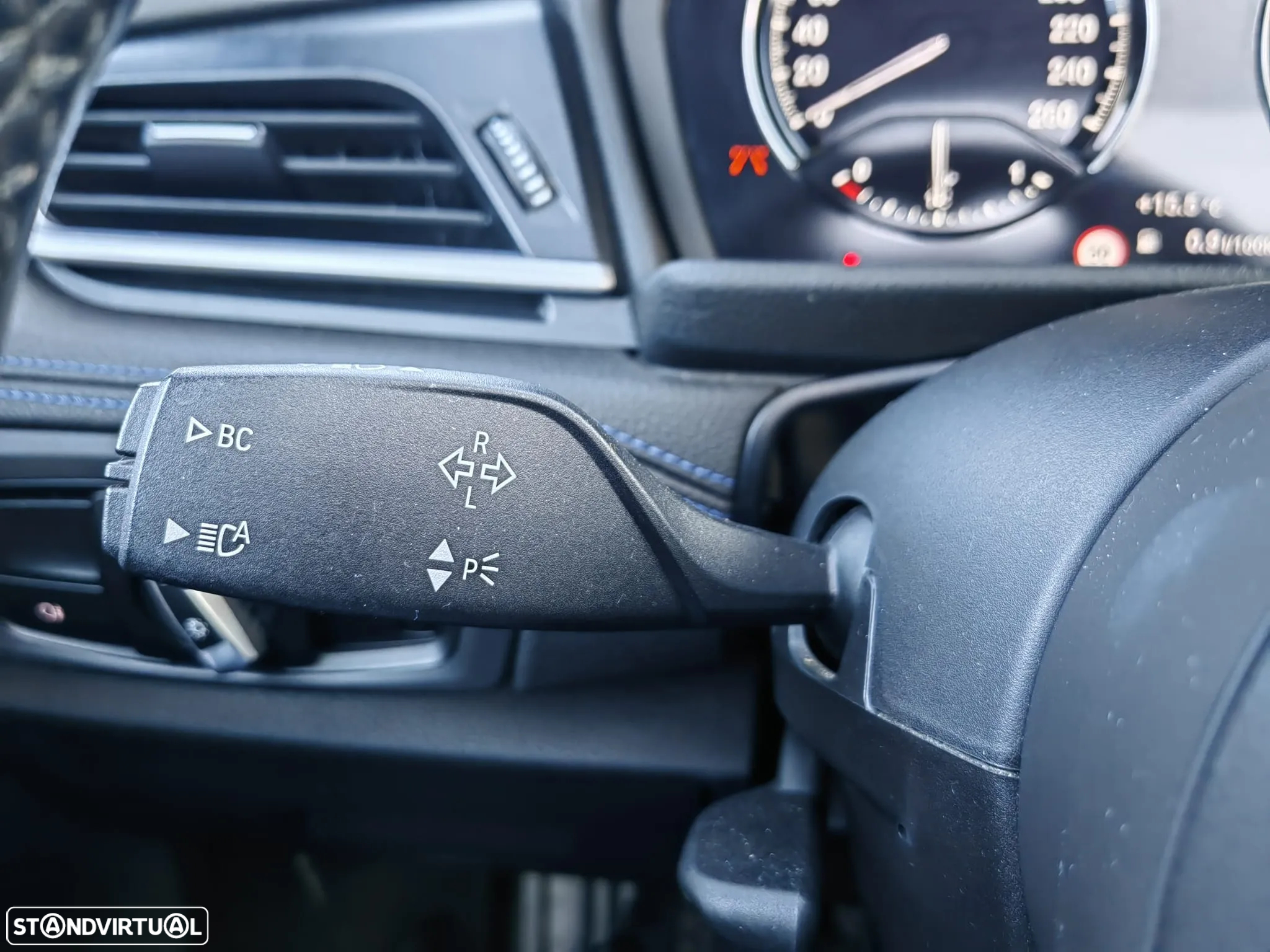 BMW 225xe Active Tourer Pack M - 21