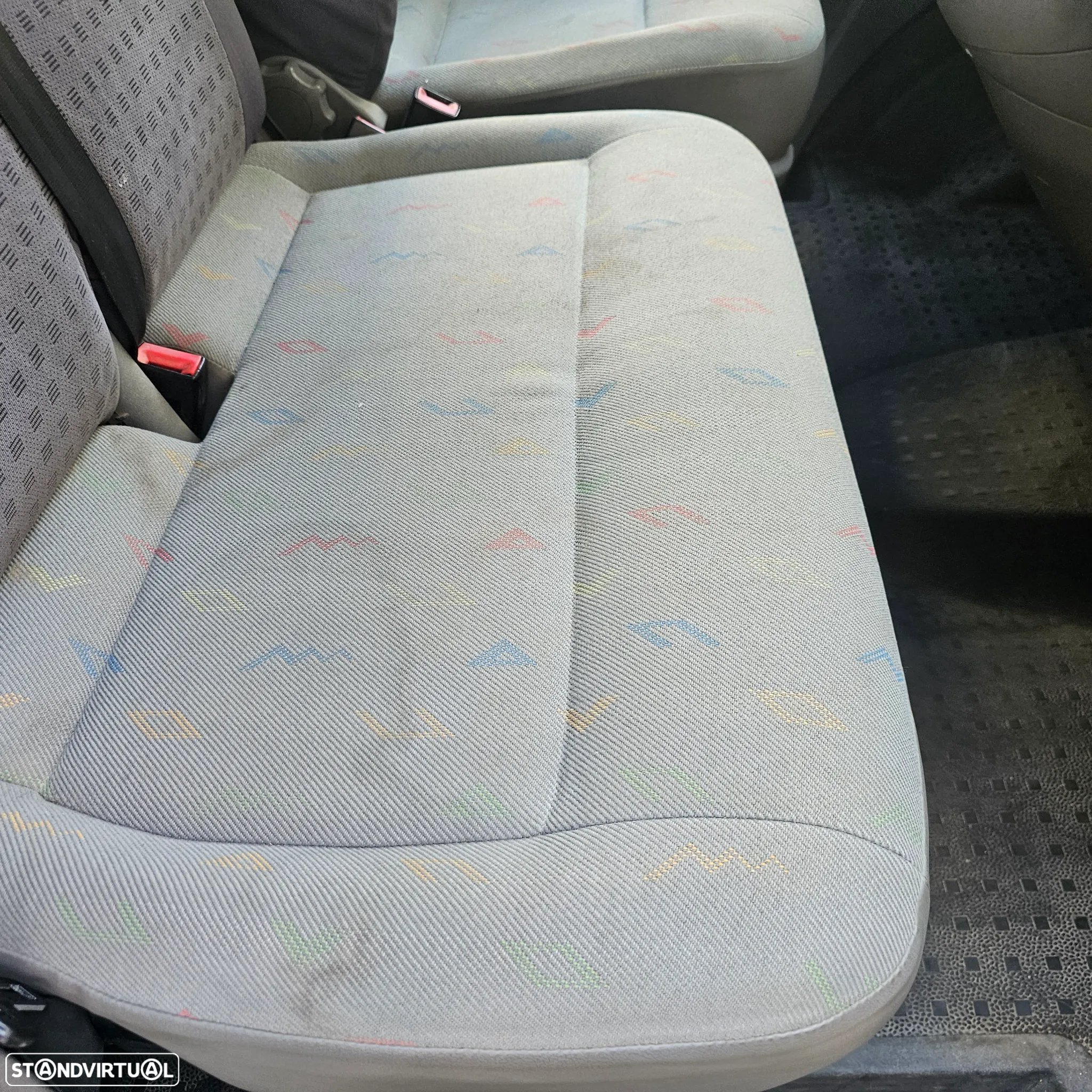 VW Transporter 2.5 TDI A/C - 14