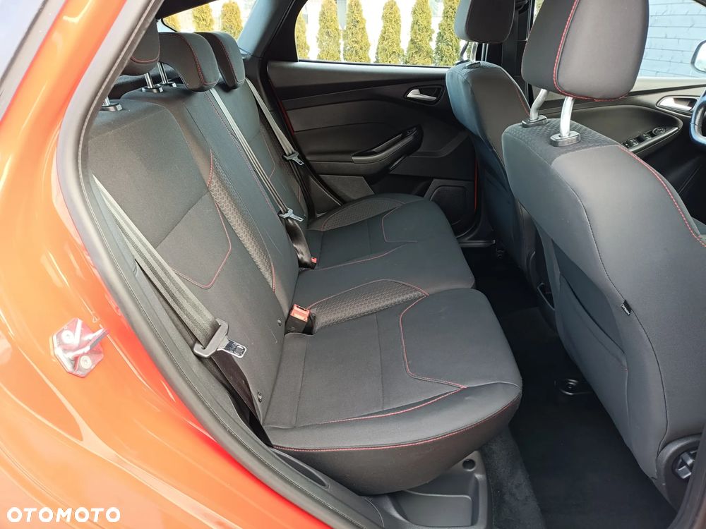 Ford Focus 1.0 EcoBoost Start-Stopp-System ST-LINE STYLE - 15