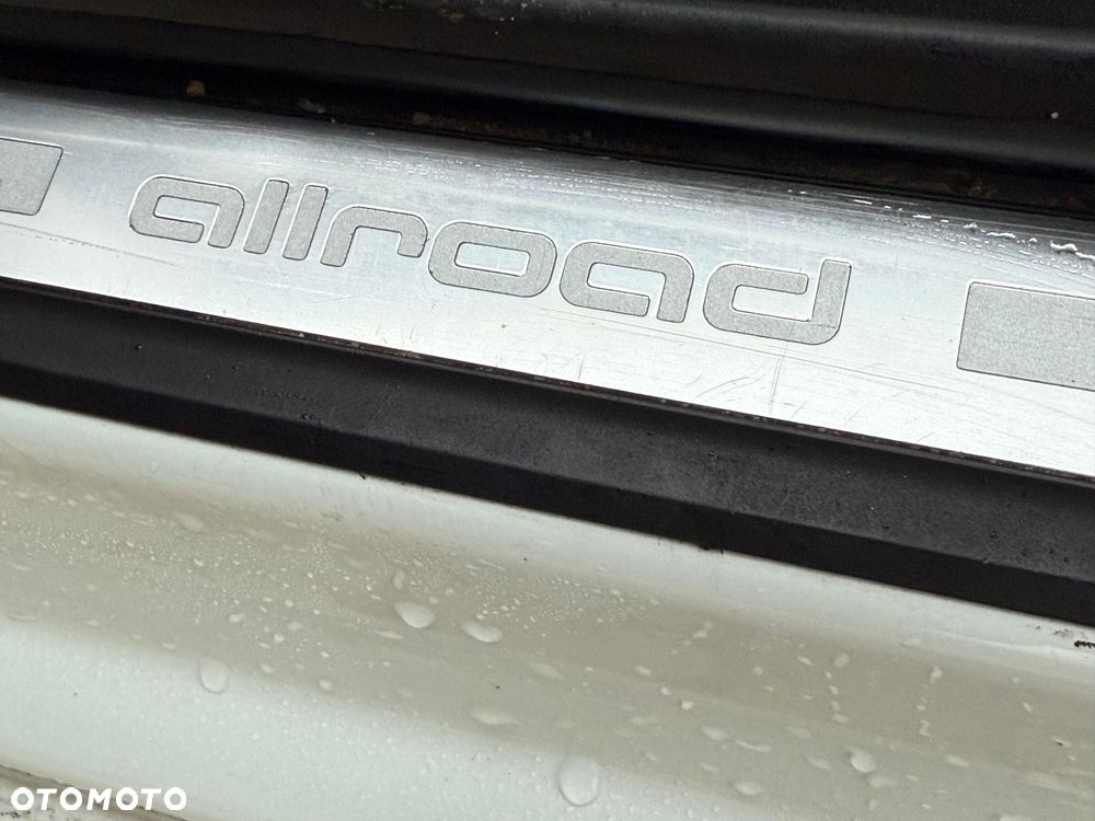 Audi A6 Allroad - 26
