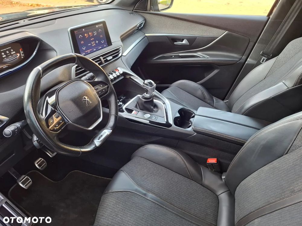 Peugeot 3008 - 13