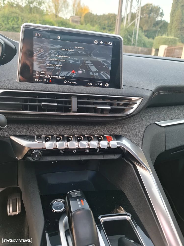 Peugeot 3008 1.2 PureTech GT Line EAT6 - 19
