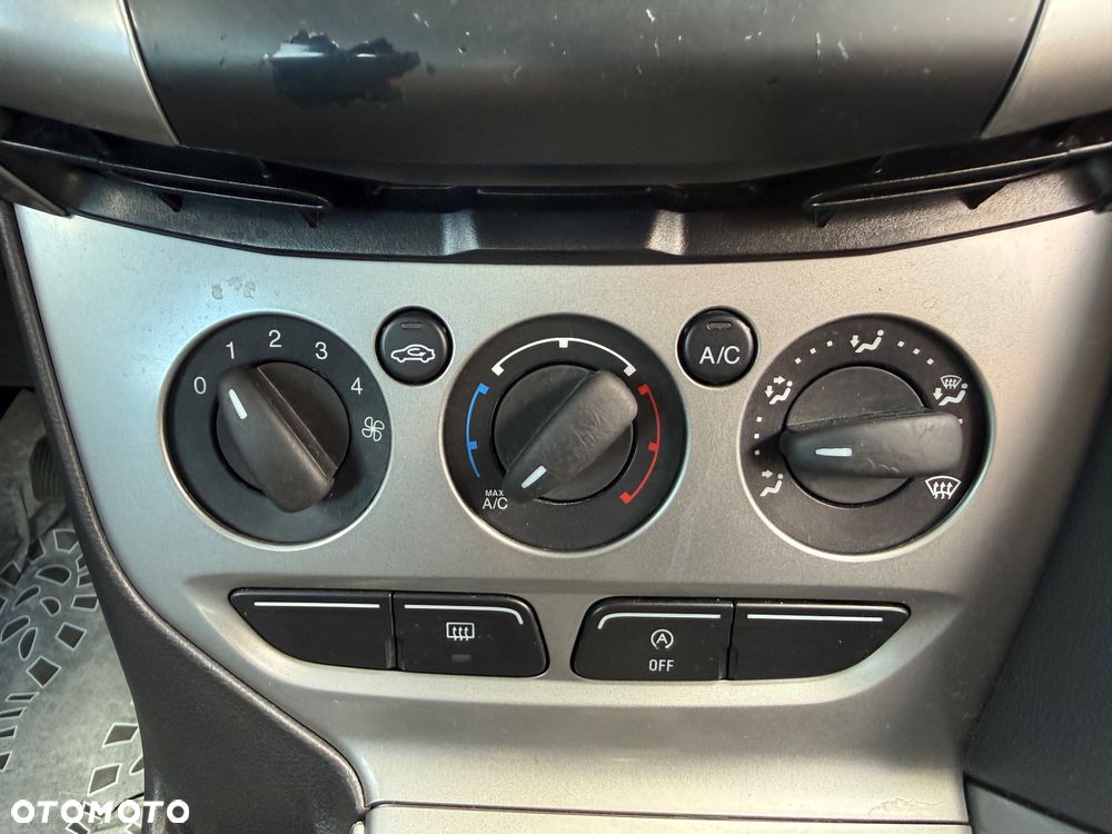 Ford Focus - 13