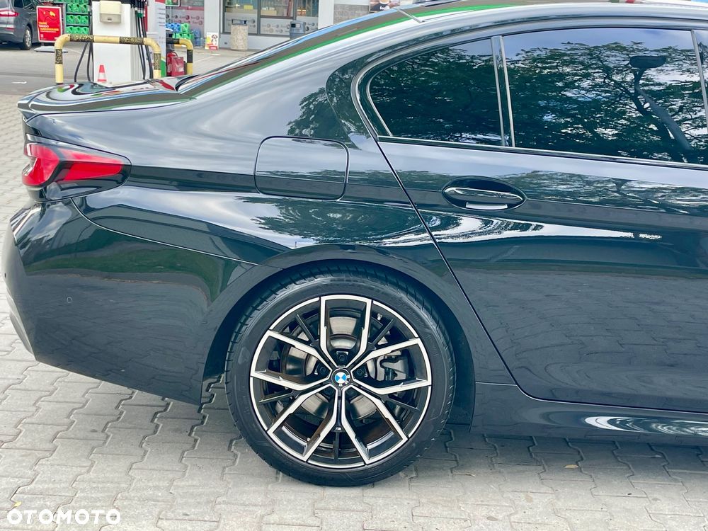 BMW Seria 5 520i mHEV M Sport sport - 7