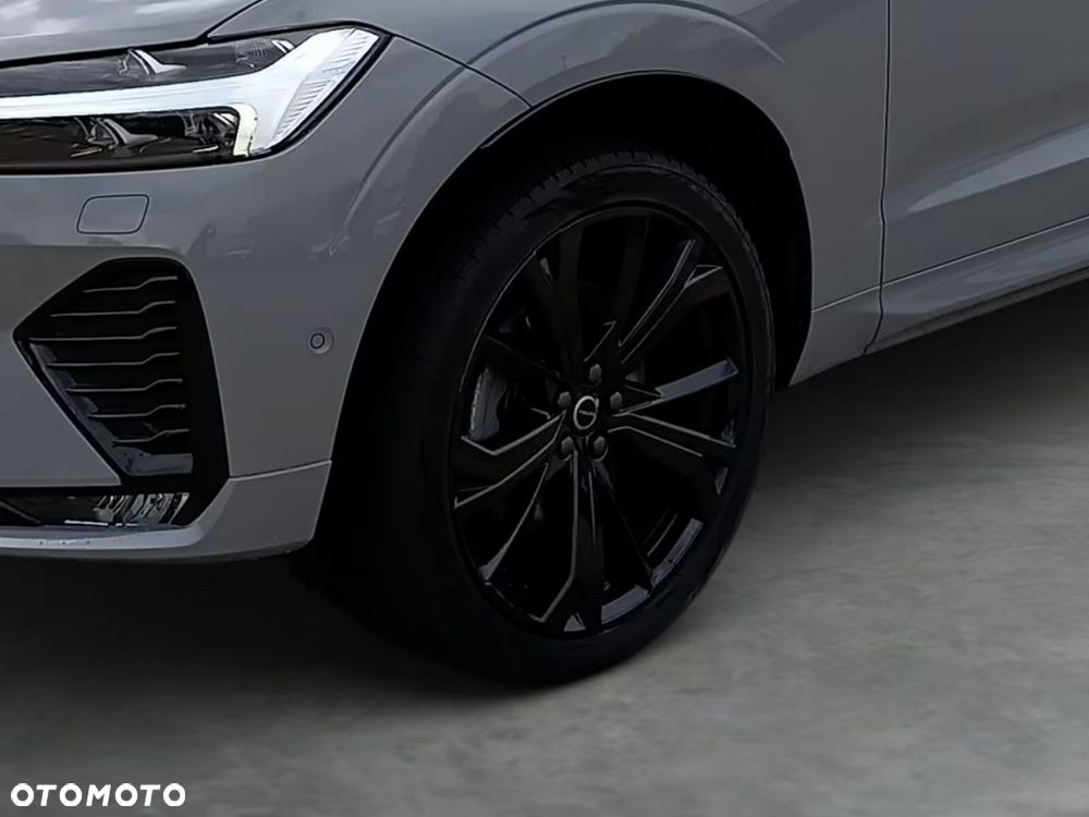Volvo XC 60 B5 B AWD Ultra Black Edition - 22