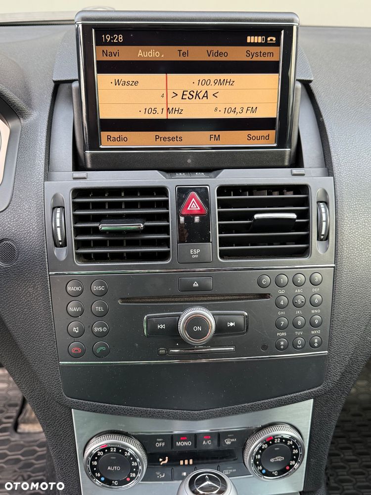 Mercedes-Benz Klasa C 200 CDI DPF Automatik Avantgarde - 17