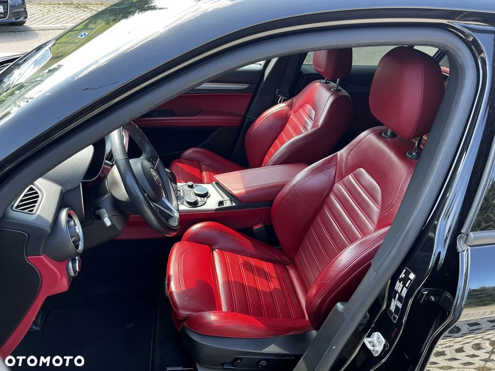 Alfa Romeo Stelvio 2.0 Turbo Executive Q4 - 12