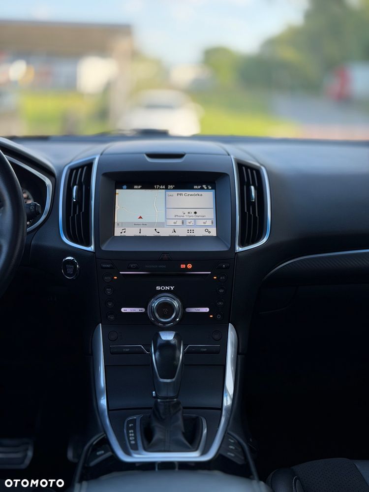 Ford Edge 2.0 TDCi Twin-Turbo 4WD ST-Line - 9