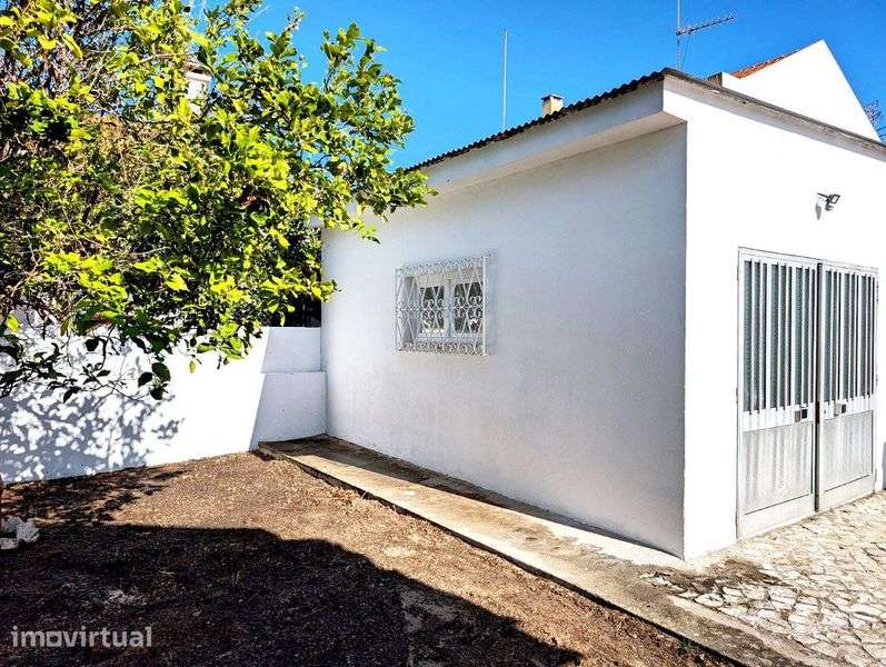 Moradia T2 isolada em Palmela, Aires - Grande imagem: 3/12