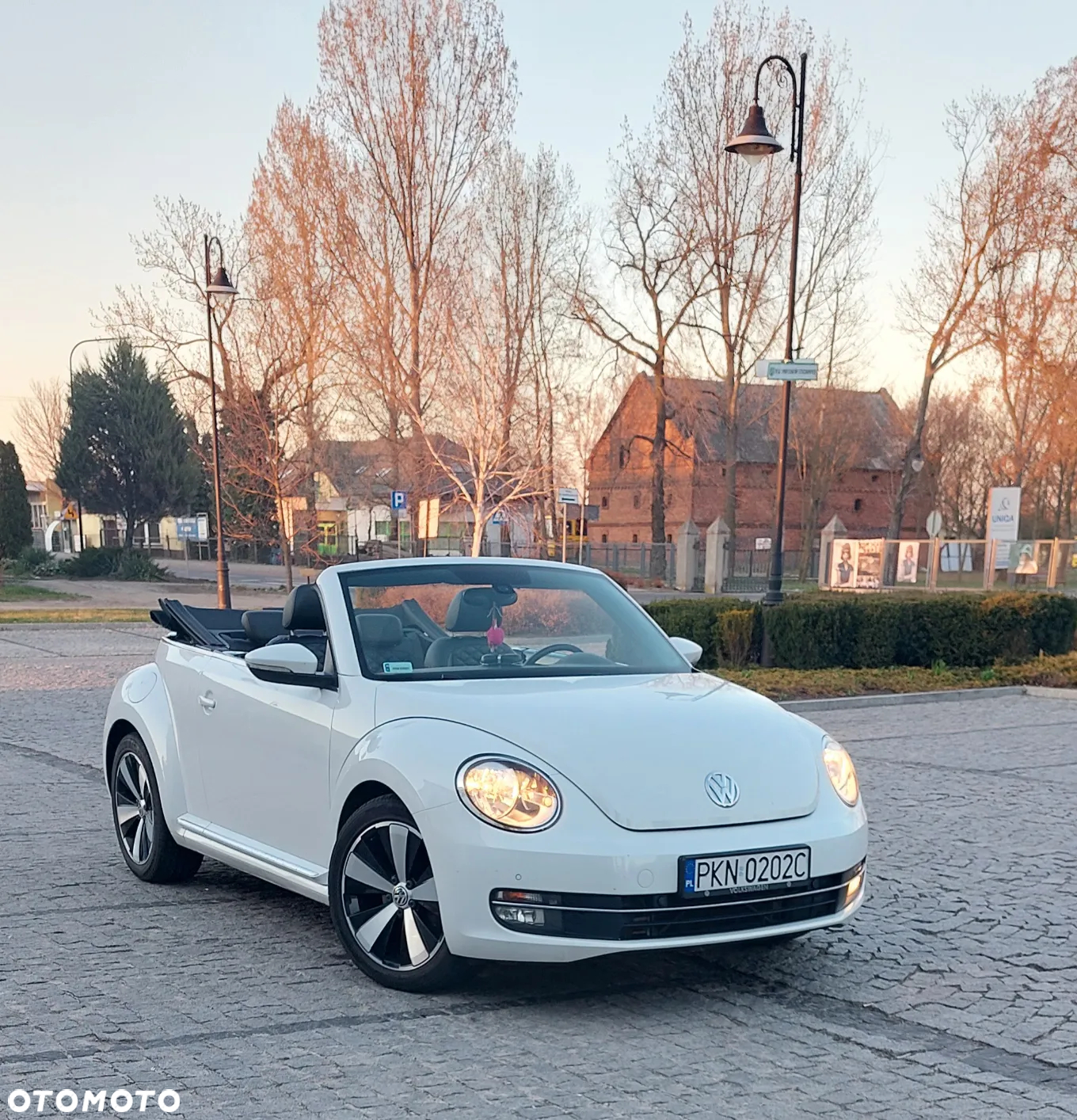 Volkswagen Beetle The Cabriolet 2.0 TDI DSG (BlueMotion Tech) Denim - 12