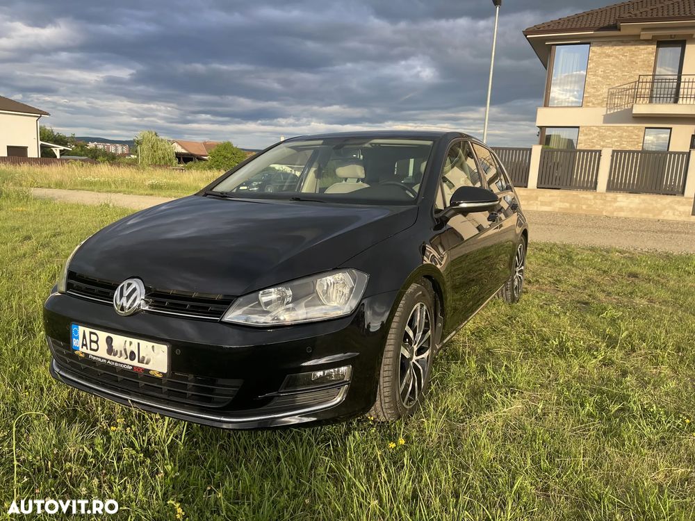 Volkswagen Golf 1.6 TDI DPF BlueMotion Technology DSG Comfortline - 1