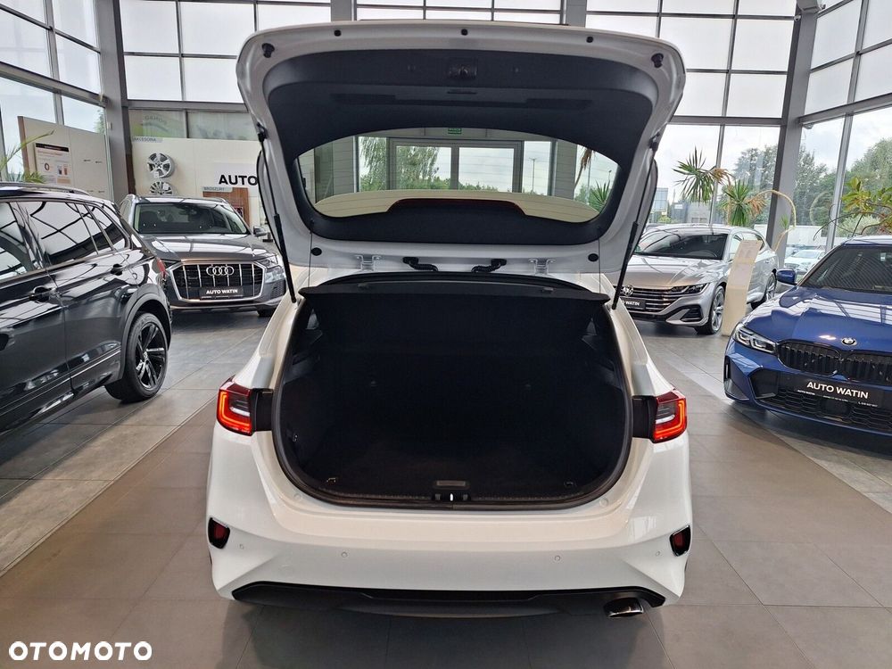 Kia Ceed 1.5 T-GDI M DCT - 17
