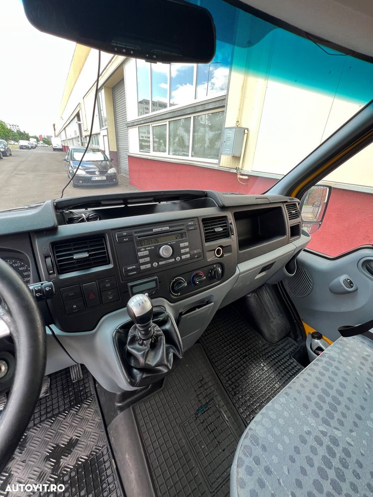 Ford Transit - 18
