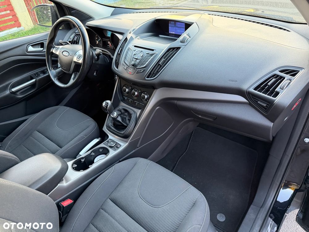 Ford Kuga 2.0 TDCi 2x4 Titanium - 7