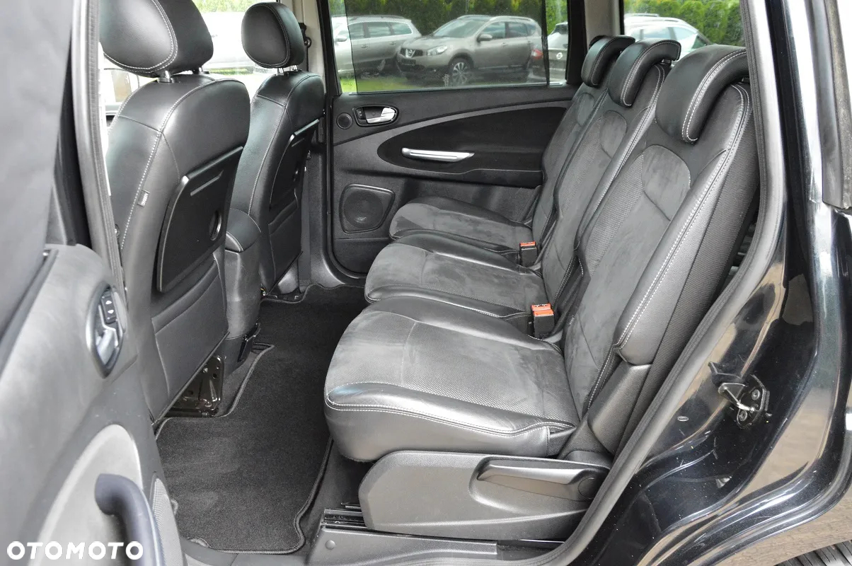 Ford Galaxy 2.0 TDCi Titanium - 27