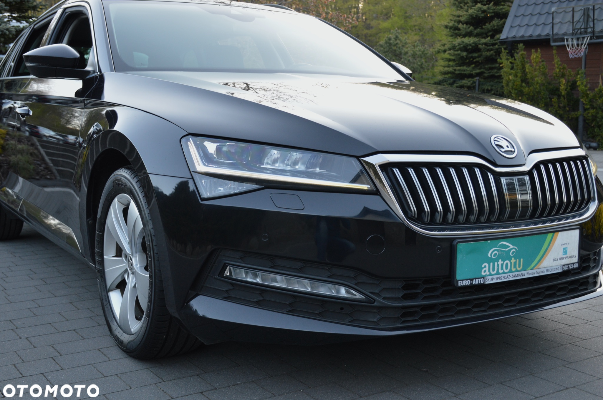 Skoda Superb 2.0 TDI SCR Sportline DSG - 12