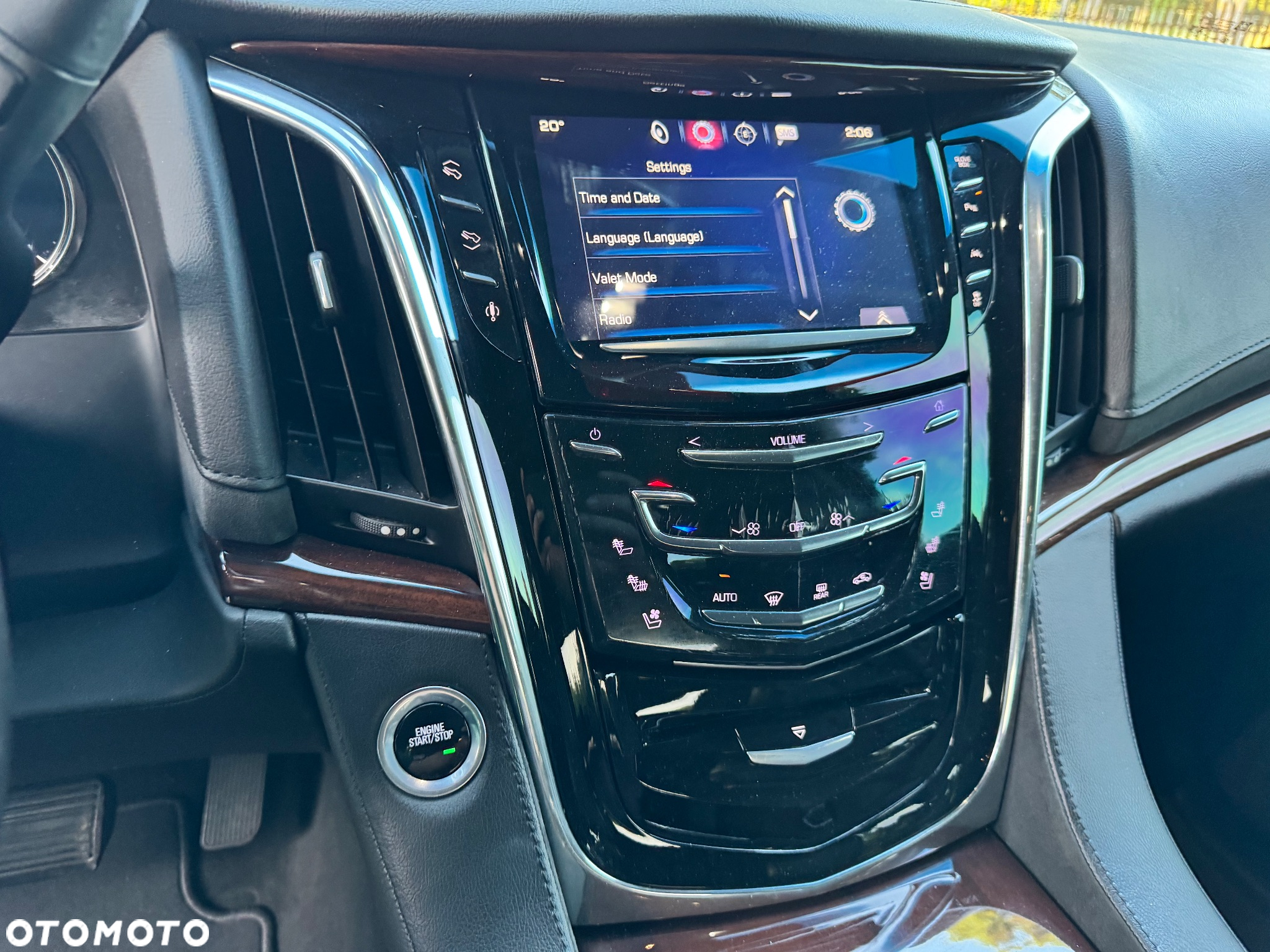 Cadillac Escalade 6.2 V8 AWD AT Premium - 23