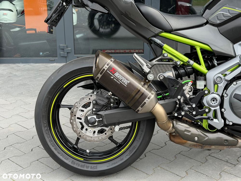Kawasaki Z 900 - 6