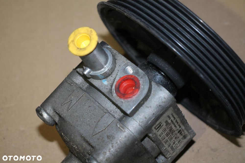 volvo v70 s60 xc70 2.4 d5 pompa wspomagania 30741122, 110 bar - 2