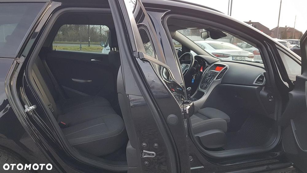 Opel Astra 1.4 T Sport S&S - 21