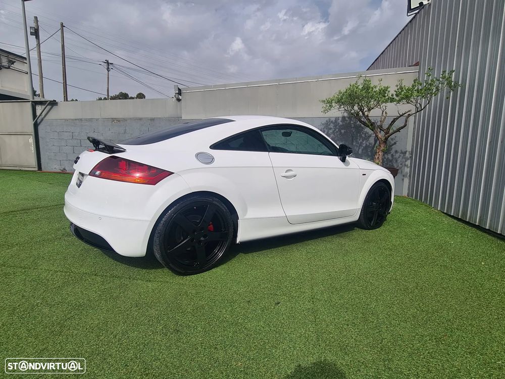 Audi TT Coupé 2.0 TDI quattro - 4
