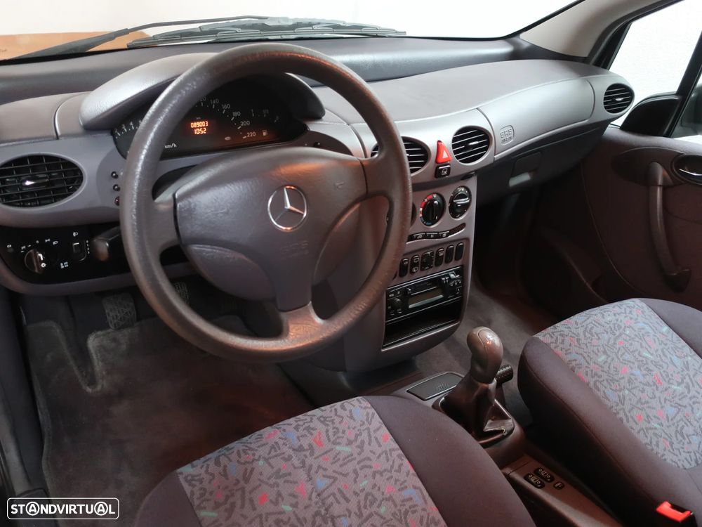 Mercedes-Benz A 140 Classic - 13