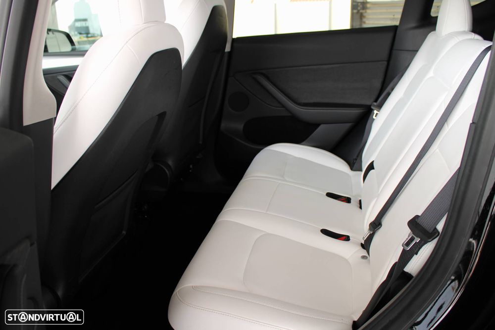 Tesla Model Y Long Range Tração Integral - 14