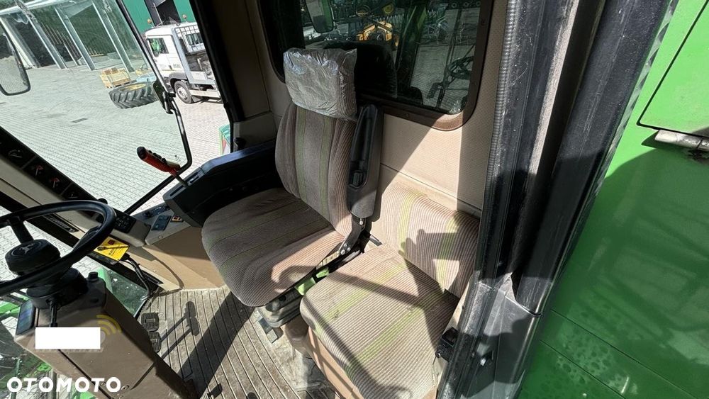 John Deere 1550 Kombajn zbożowy , 2007 , Szerokość cięcia 5,50 m - 12