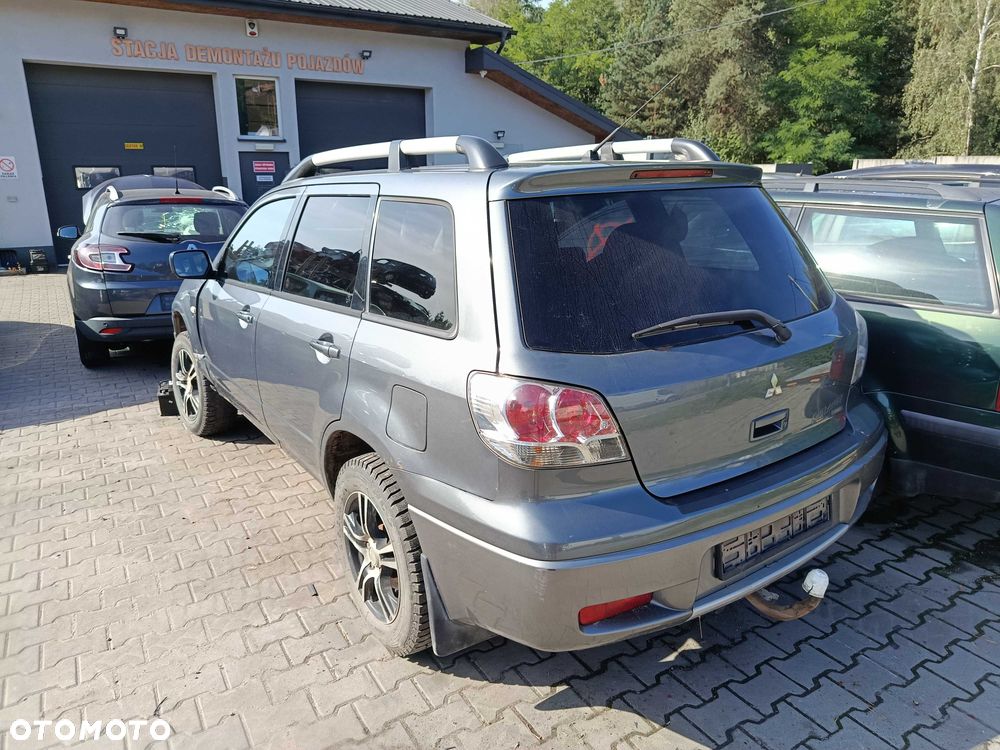 Mitsubishi Outlander 2.4b MIVEC 2003R NA CZĘŚCI - 2