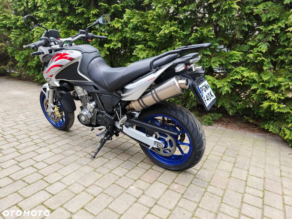 Aprilia Pegaso - 4