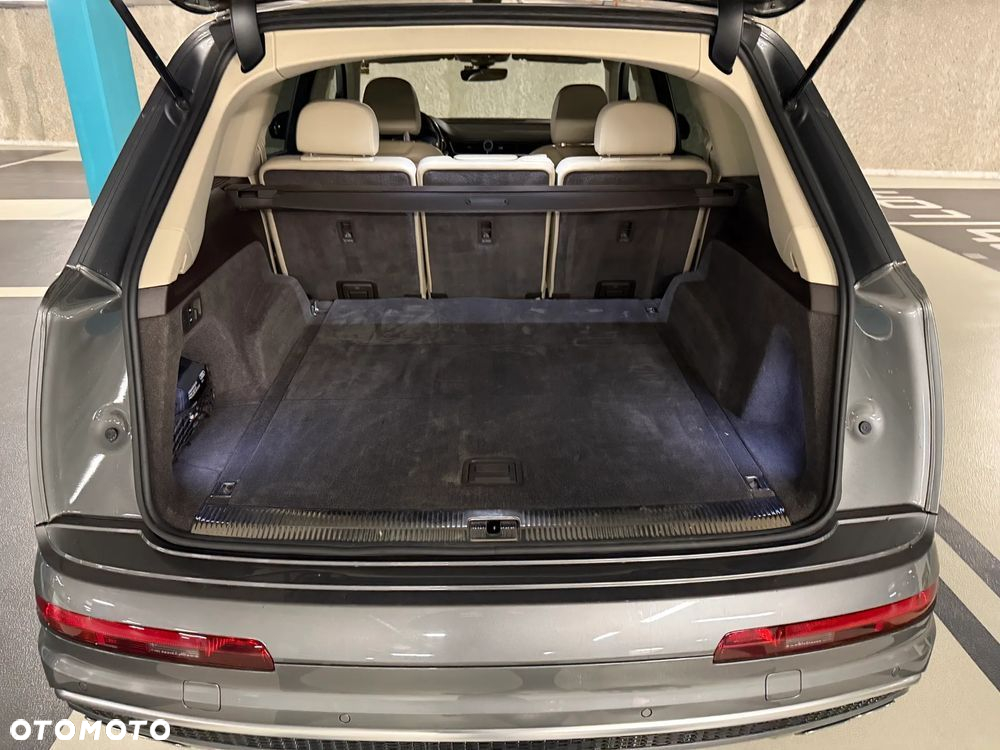 Audi SQ7 4.0 TDI Quattro Tiptronic - 24