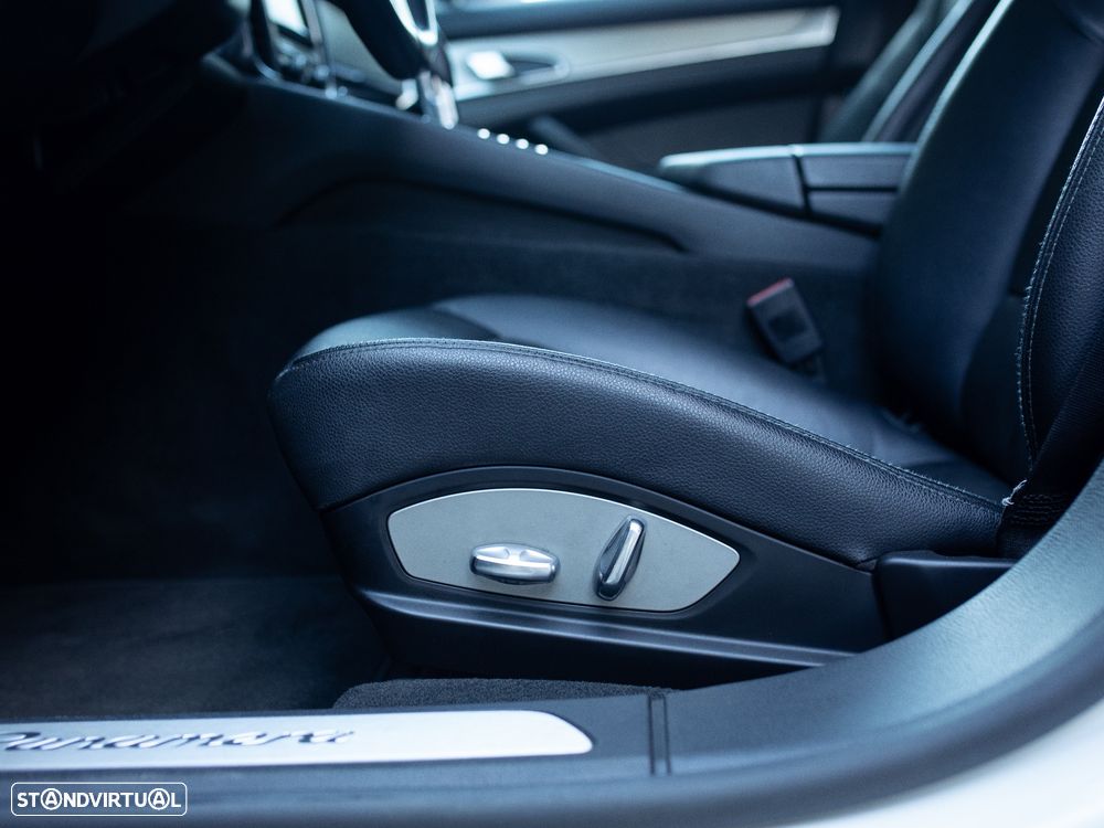 Porsche Panamera Standard - 18