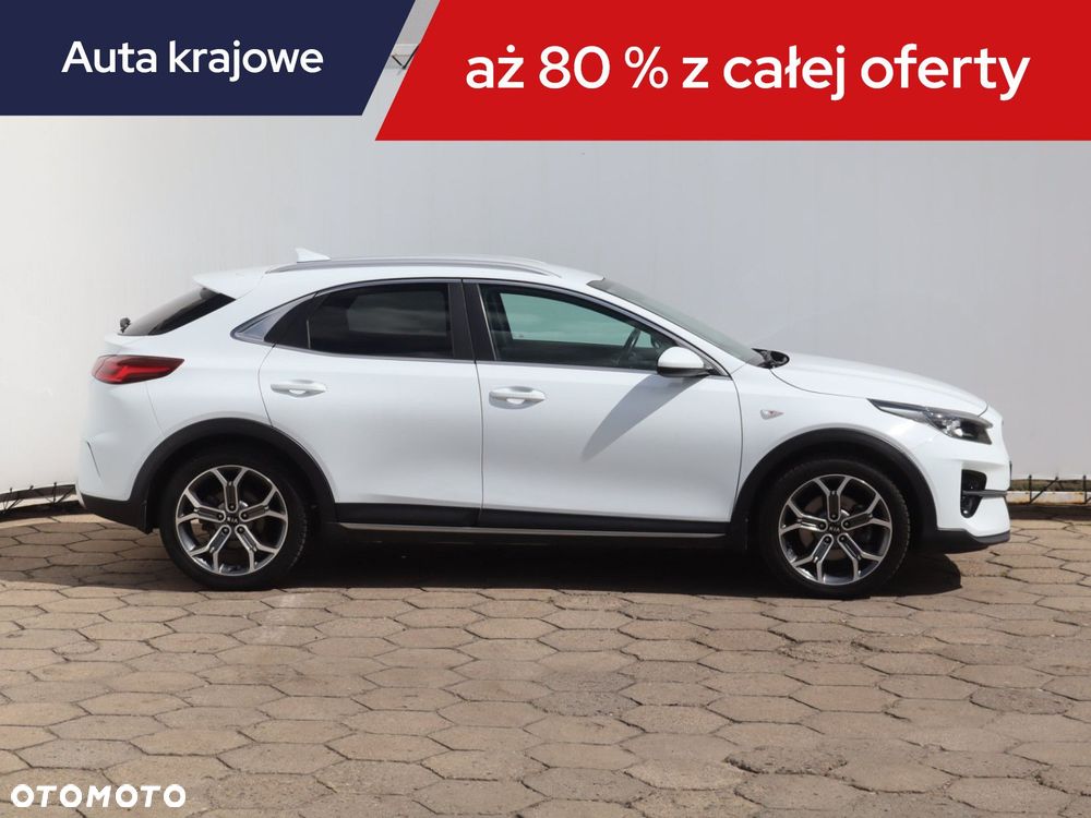 Kia XCeed - 8