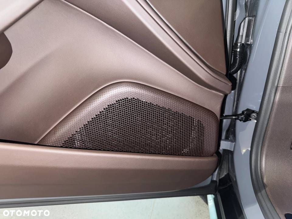 Porsche Panamera 4 - 16