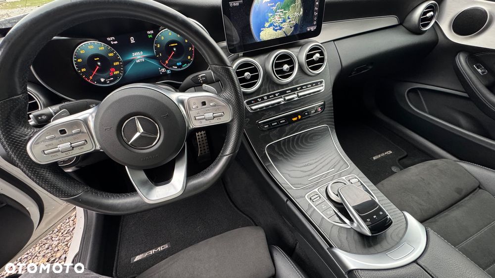 Mercedes-Benz Klasa C 200 Coupe 4Matic 9G-TRONIC AMG Line - 4