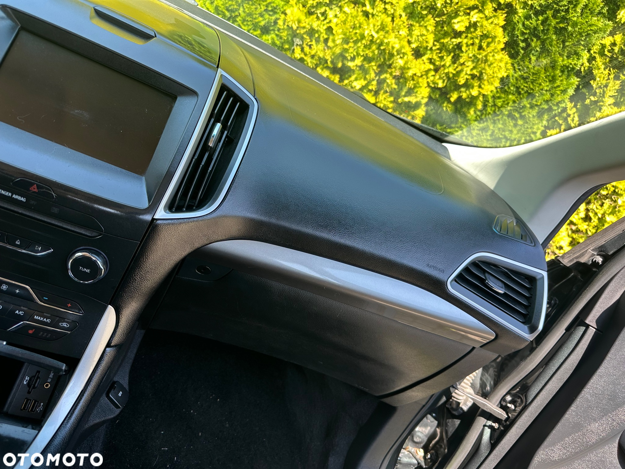 Ford Inny - 8