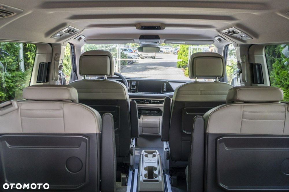 Volkswagen Multivan - 20