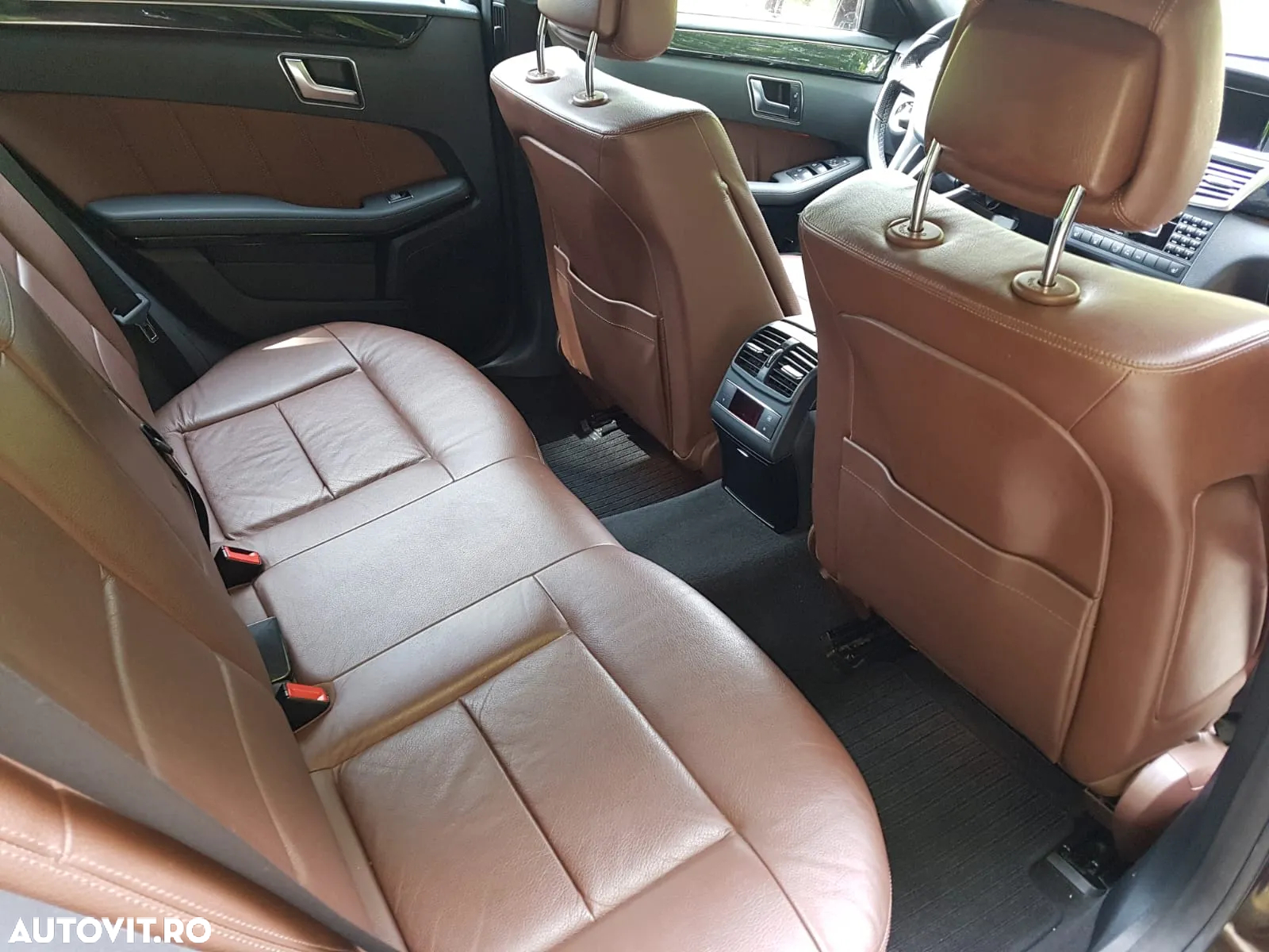 Mercedes-Benz E 220 CDI - 6