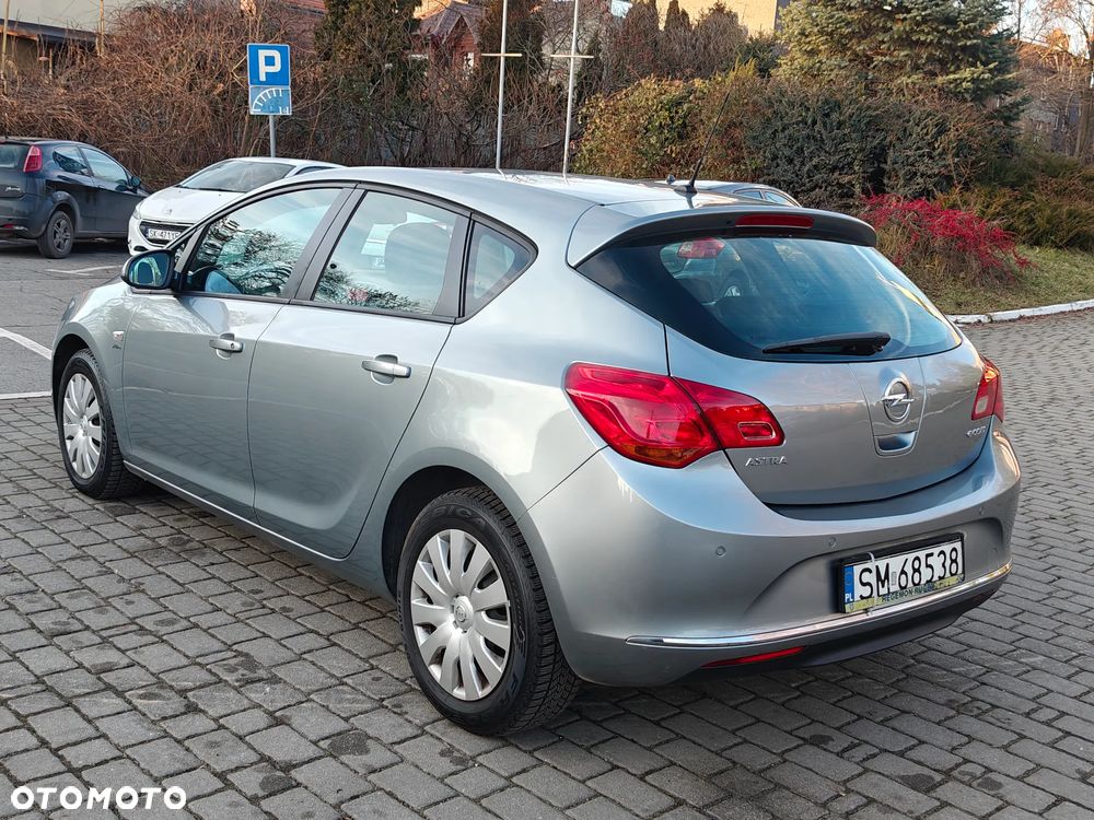 Opel Astra 1.8 Enjoy - 12