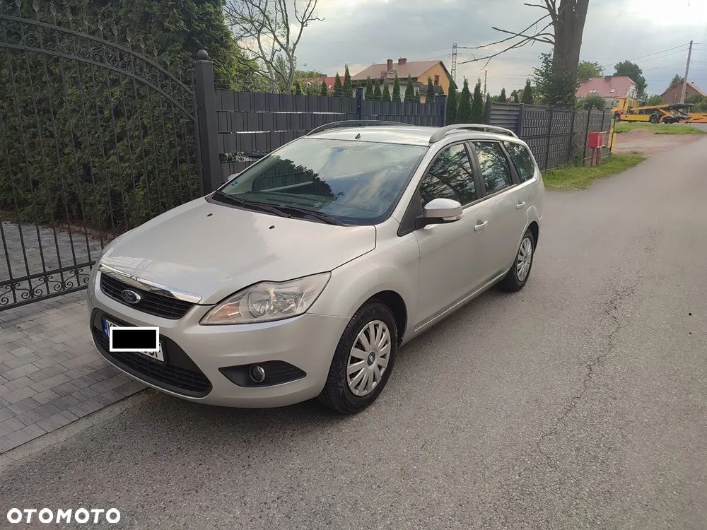 Ford Focus 1.6 Ambiente - 1