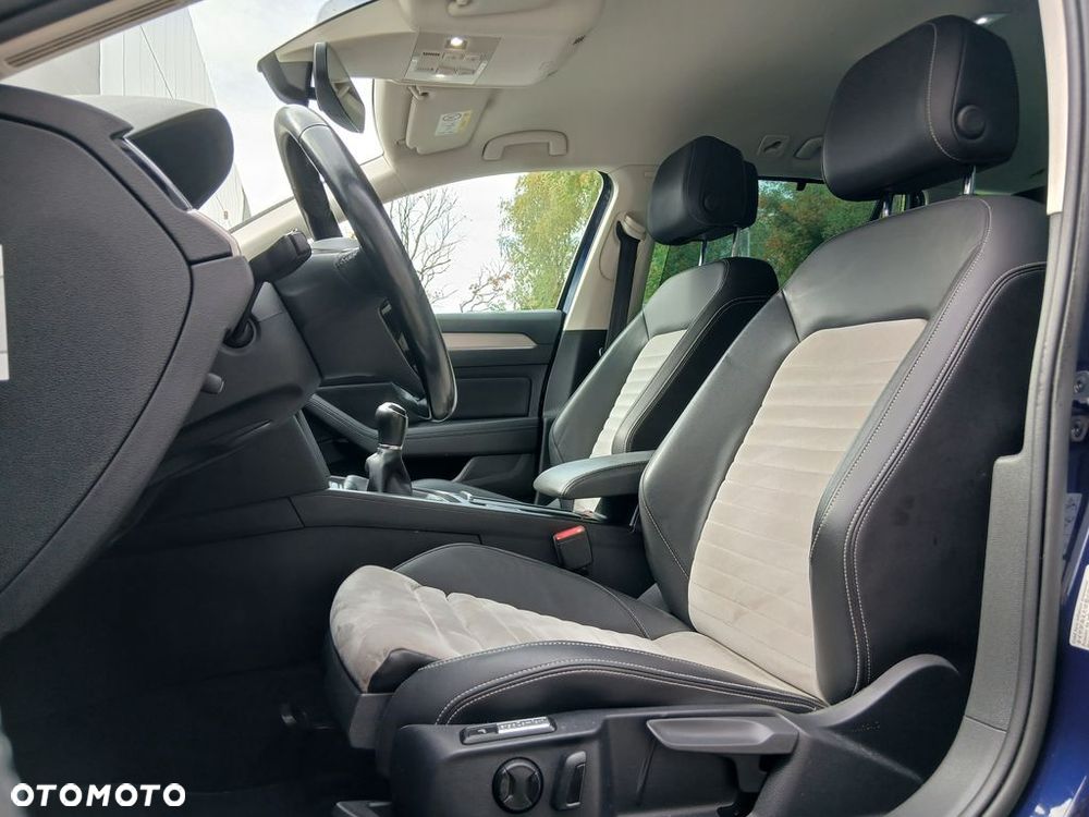 Volkswagen Passat 2.0 TDI BMT Comfortline - 12