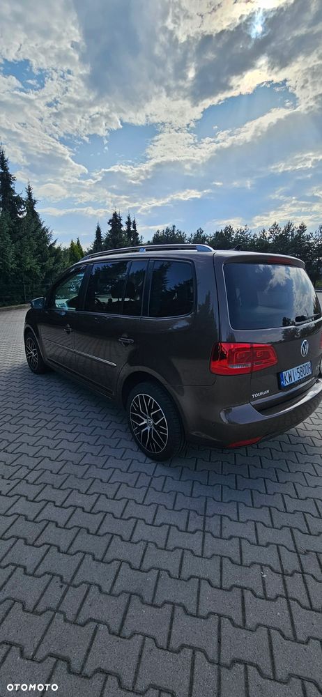 Volkswagen Touran 2.0 TDI BMT Highline DSG - 5