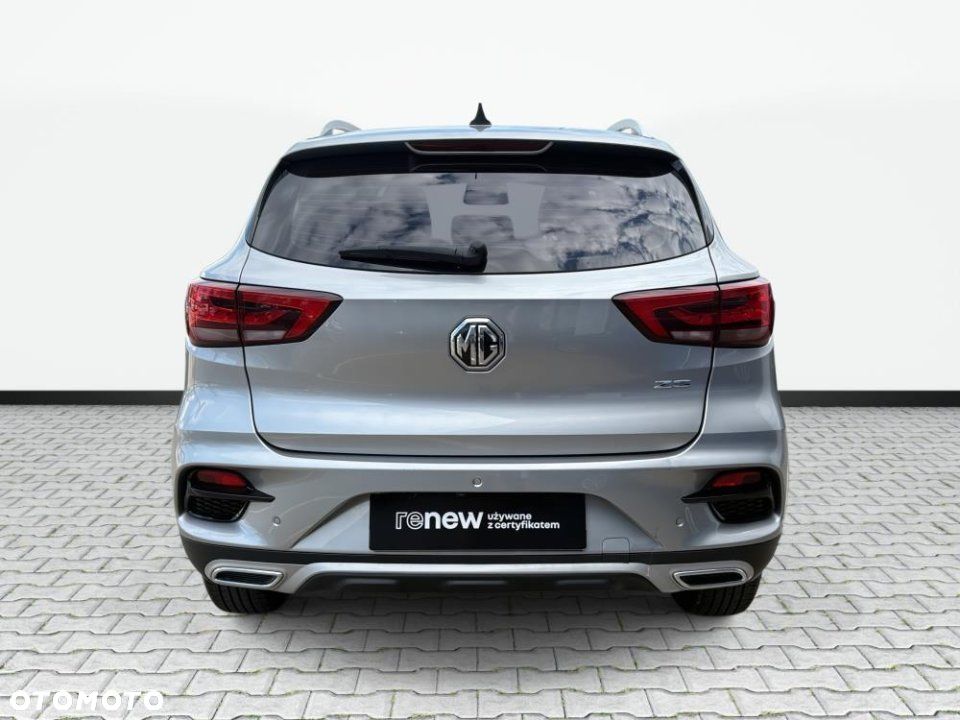 MG ZS - 6