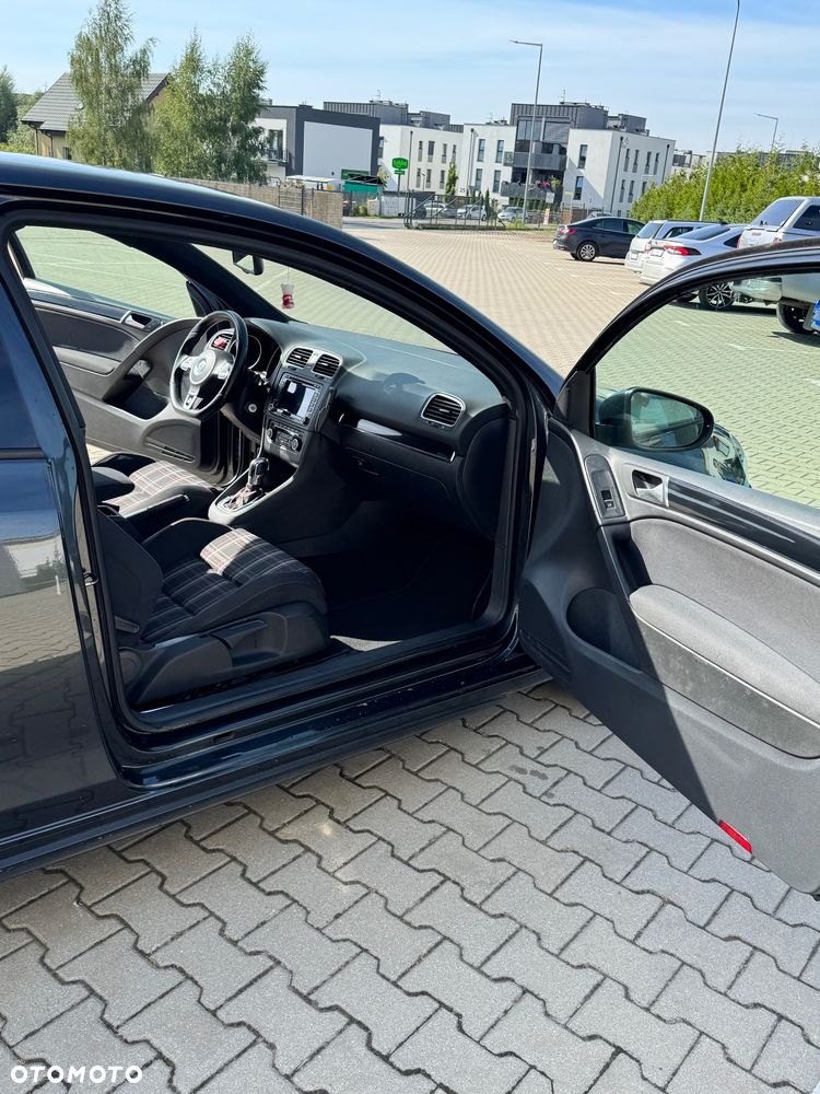 Volkswagen Golf 2.0 GTI DSG - 15