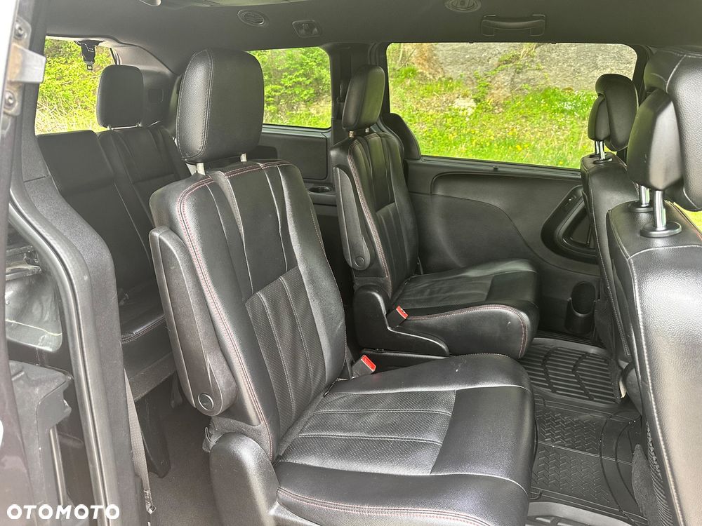 Dodge Grand Caravan 3.6 R/T - 17
