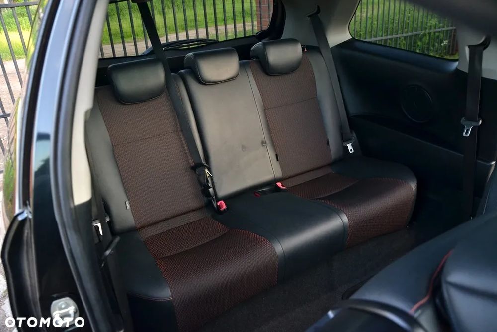 Toyota Yaris 1.33 VVT-i Executive - 19