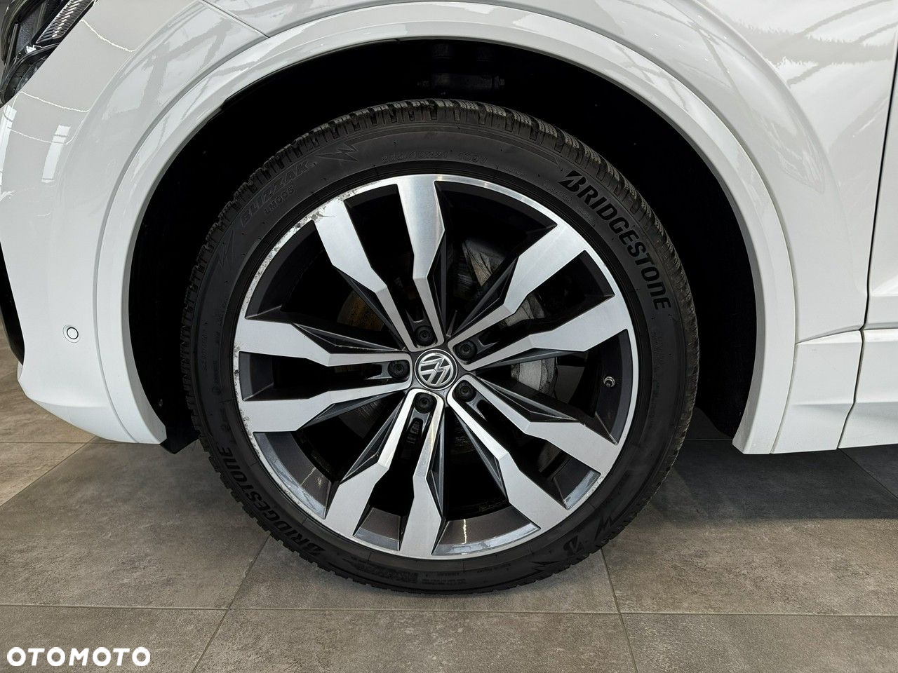 Volkswagen Touareg - 11