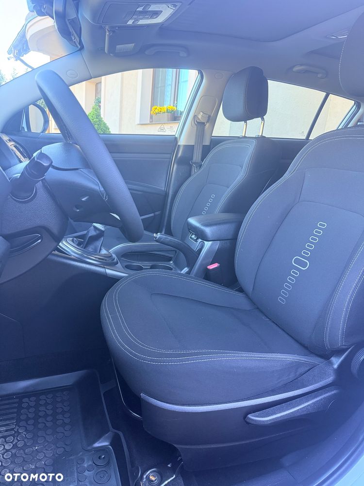 Kia Sportage 2.0 CRDI 2WD Attract - 16