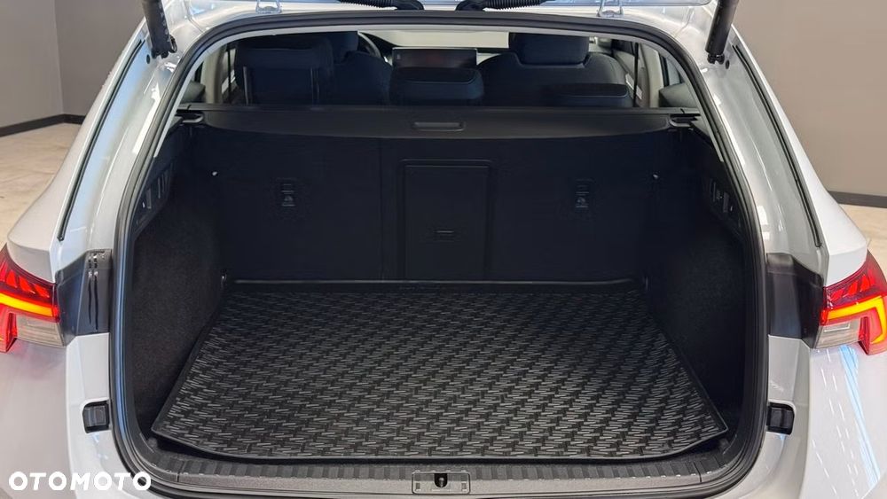 Skoda Octavia 2.0 TDI Selection DSG - 12