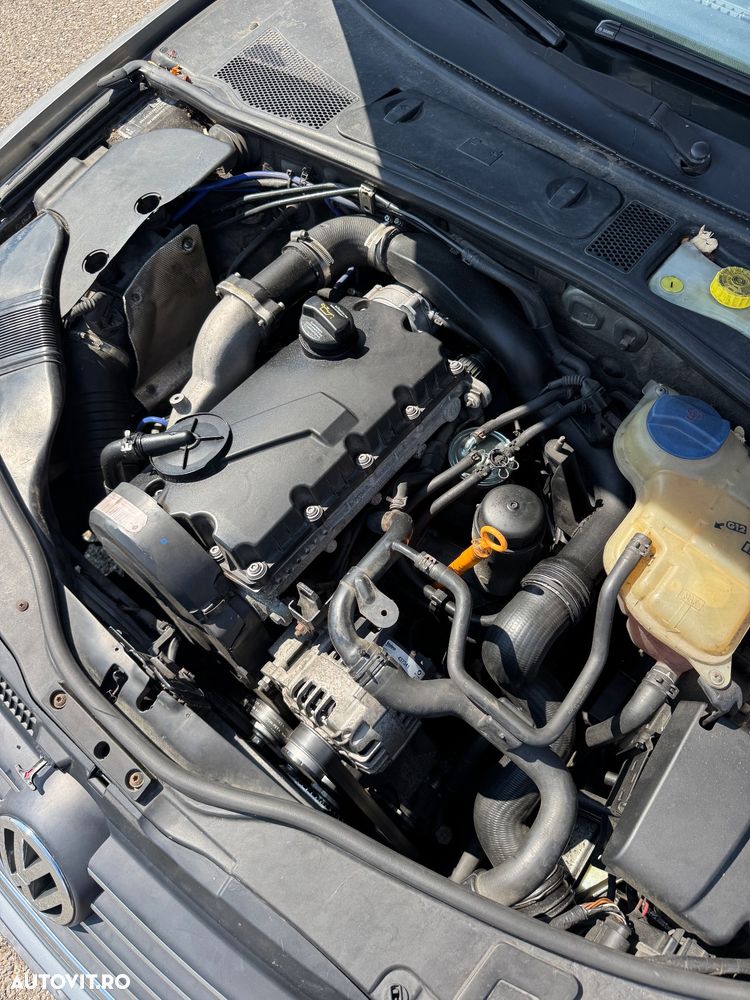 Volkswagen Passat 1.9TDI Highline - 9
